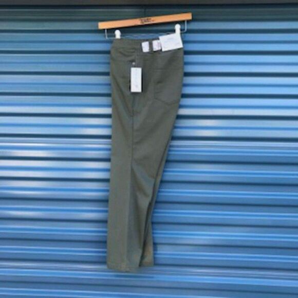 Christopher & Banks Denim - Ankle Jeans . Size: 6 Average . Woman's ..... 40% Off . Christopher & Banks